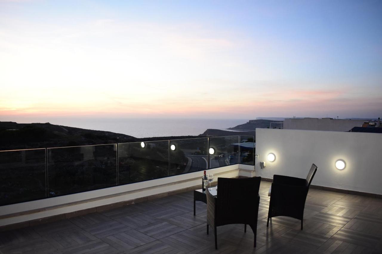 Sunset And Seaview -brand New * Mellieha